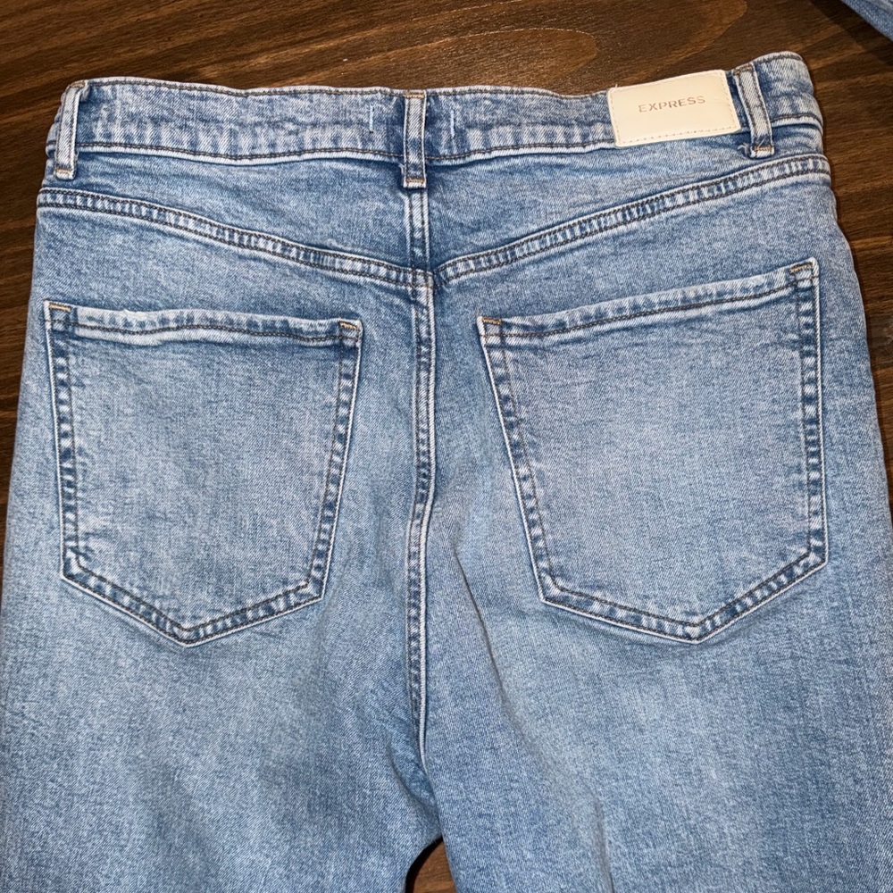 Express Mom Jean Super High Rise - Picture 2 of 7
